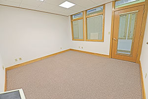 Uptown Plaza, Suite 255, offers 174 sq ft of space.