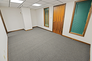 Graham Plaza, Suite 013, offers a spacious reception area.