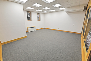 Fountain Square, Suite 247, offers an inset wall providing an ideal area for a desk or shelves.