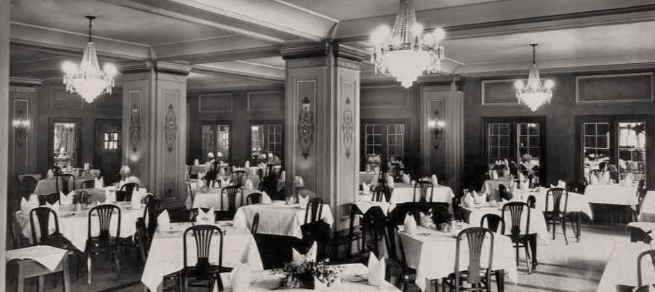 Early 1900s, hotel dining area