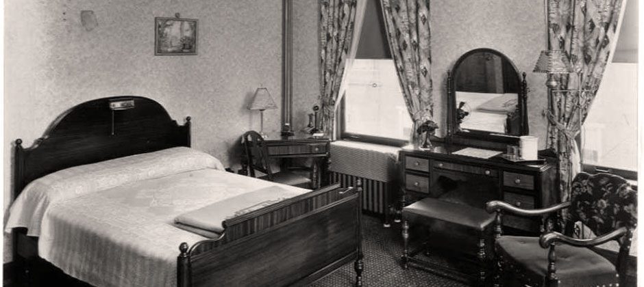 Early 1900s, hotel guest room